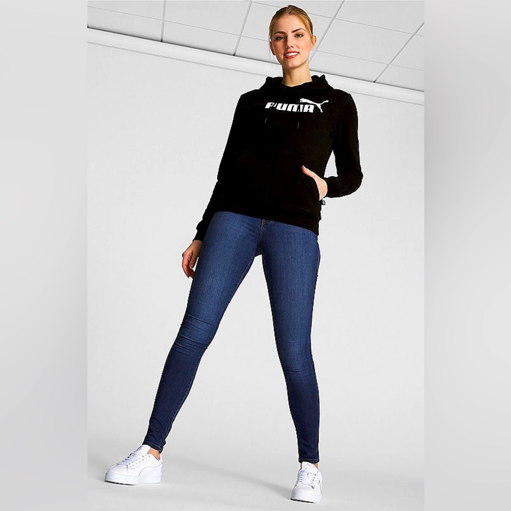 PUMA Essentials Womens Long Sleeve Hoodie